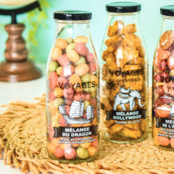 Bouteille en verre voyages gourmands billes de cacahuètes épicées sichuan et wasabi