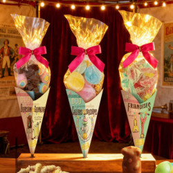 Cône voyage gourmand collier de bonbon et roksy