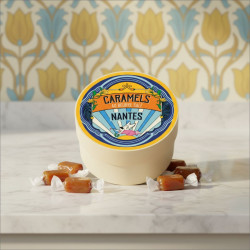 Boite bois Nantes Caramels au beurre salé et à la Fleur de sel de Guérande